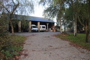 Hangar idéal pour stocker un camping car ou tout autre véhicule.
Espace abrité et étanche.
Proche Craon en Mayenne.